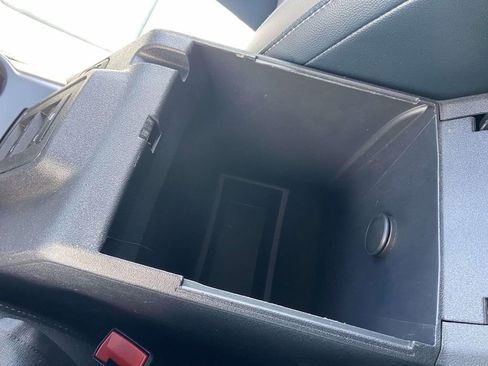 Used 2024 Ford Bronco Outer Banks image 28