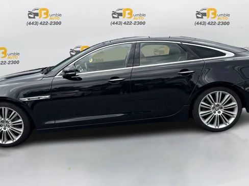 Used 2011 Jaguar XJ Supercharged image 8