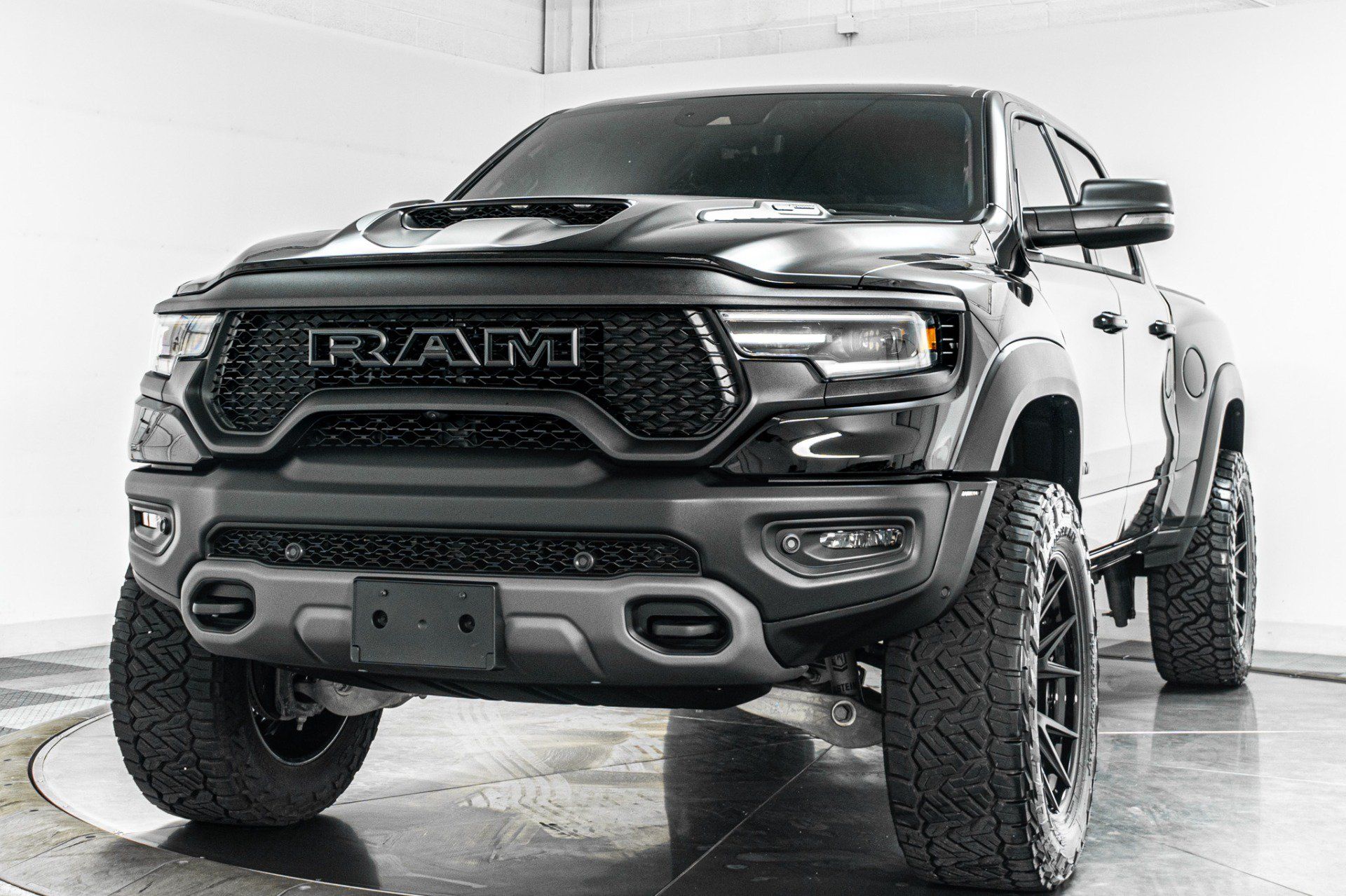 Used 2024 RAM 1500 TRX AWD/4WD image 5