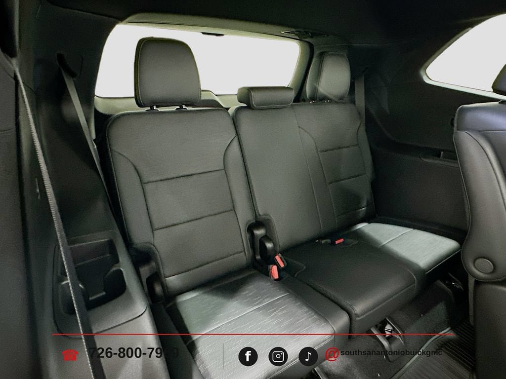 New 2026 Buick Enclave Sport Touring w/ Power Package FWD image 32