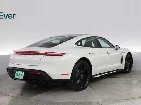 Used 2021 Porsche Taycan 4S image 12
