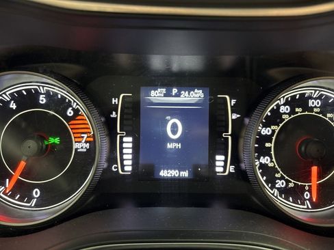 Used 2019 Jeep Cherokee Latitude Plus w/ Travel & Safety Group image 36