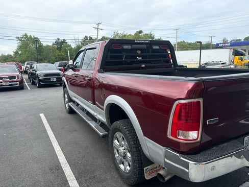 Used 2016 RAM 2500 Laramie w/ Convenience Group AWD/4WD image 2