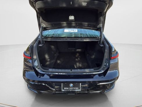 Certified 2023 BMW 740i image 17