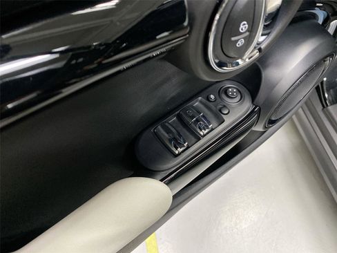 Certified 2023 MINI Cooper S image 19