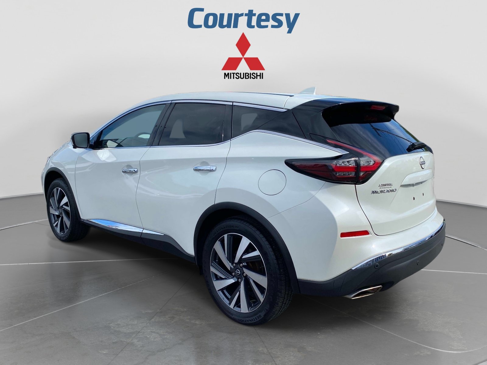 Used 2024 Nissan Murano SL w/ Cargo Package AWD/4WD image 3