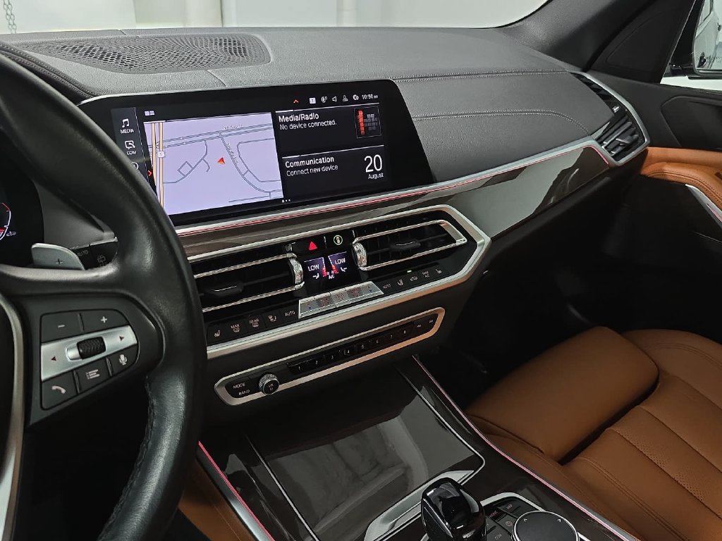 Used 2022 BMW X5 sDrive40i w/ Premium Package RWD image 15