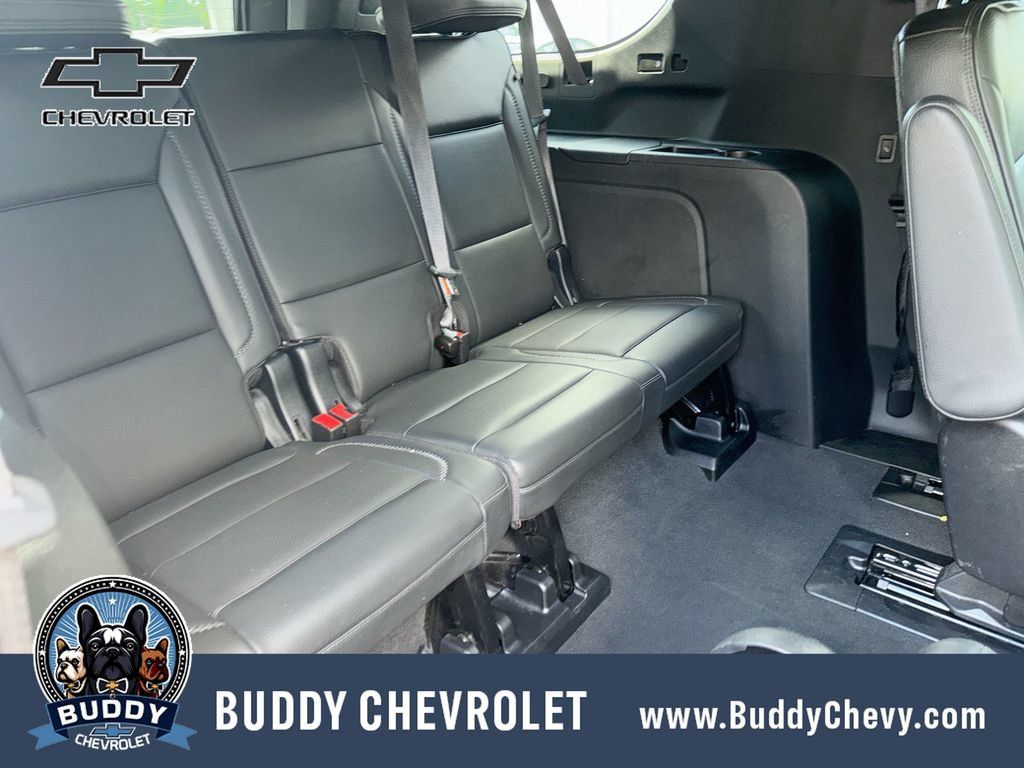 Used 2023 GMC Yukon XL Denali AWD/4WD image 29