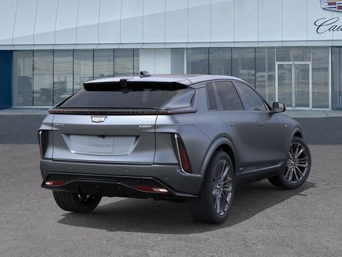 New 2026 Cadillac Lyriq V w/ LPO, Floor Liner Package AWD/4WD image 4