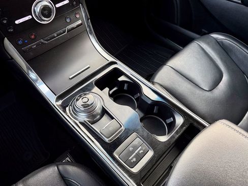 Certified 2019 Ford Edge Titanium w/ Equipment Group 301A image 19