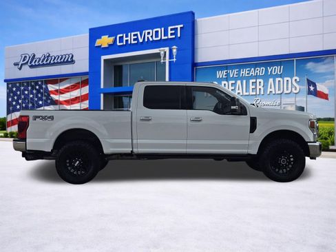 Used 2022 Ford F350 Lariat w/ Chrome Package image 7