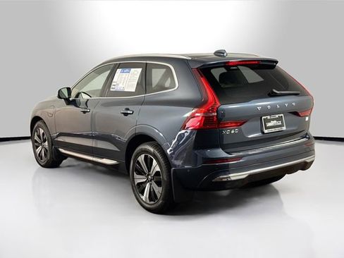 Used 2023 Volvo XC60 T8 Plus w/ Protection Package Premier image 12