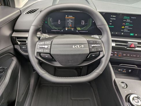 New 2026 Kia Sportage S AWD/4WD image 18