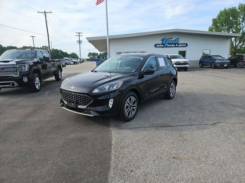 Used 2022 Ford Escape SEL FWD image 2