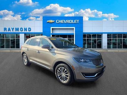 Used 2017 Lincoln MKX Select w/ Select Plus Package