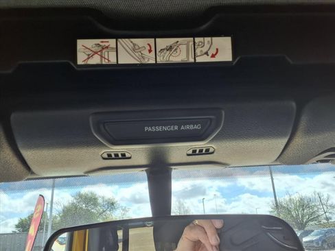 Used 2019 Jeep Wrangler Unlimited Sport S AWD/4WD image 24