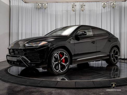 Used 2019 Lamborghini Urus AWD/4WD image 5
