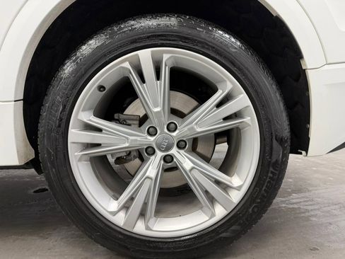 Used 2019 Audi Q8 Premium w/ Convenience Package image 59