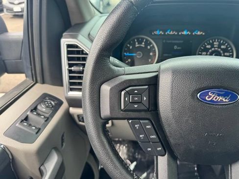 Used 2015 Ford F150 XLT w/ Equipment Group 302A Luxury AWD/4WD image 9