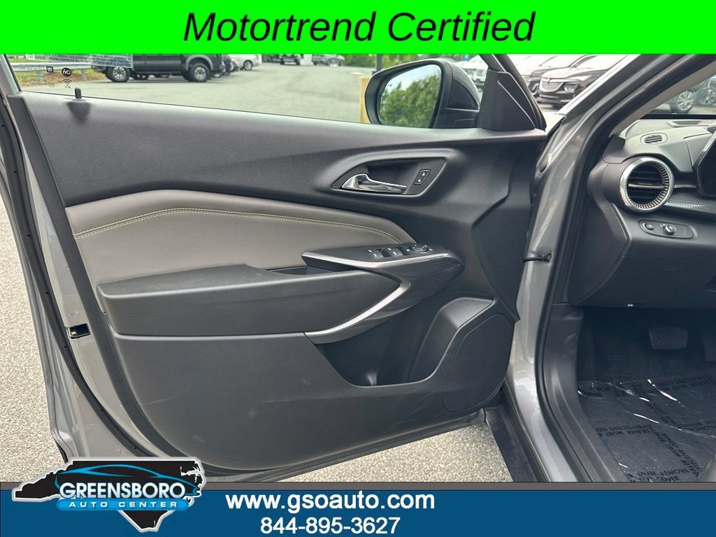 Used 2024 Chevrolet Trax ACTIV w/ Sunroof Package FWD image 15