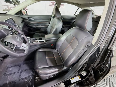 Used 2021 Nissan Altima 2.5 SR w/ SR Premium Package FWD image 25