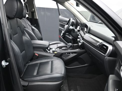 Used 2025 Kia Telluride S FWD image 25