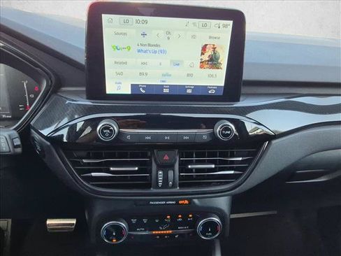 Used 2024 Ford Escape ST-Line AWD/4WD image 15