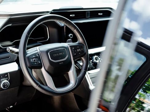 Used 2022 GMC Sierra 1500 Denali image 17