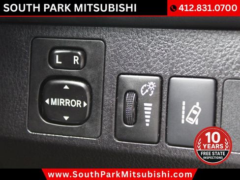 Used 2017 Toyota RAV4 LE image 22