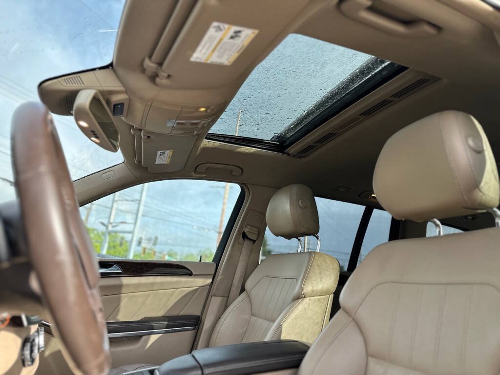 Used 2013 Mercedes-Benz GL 450 4MATIC image 17