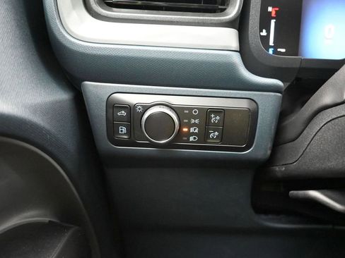 New 2025 Ford Maverick XL w/ Equipment Group 101A image 16