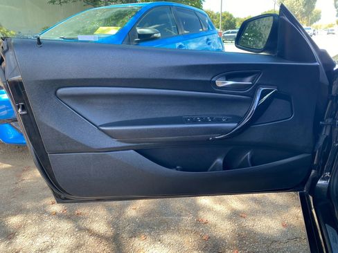 Used 2016 BMW 228i Convertible image 17