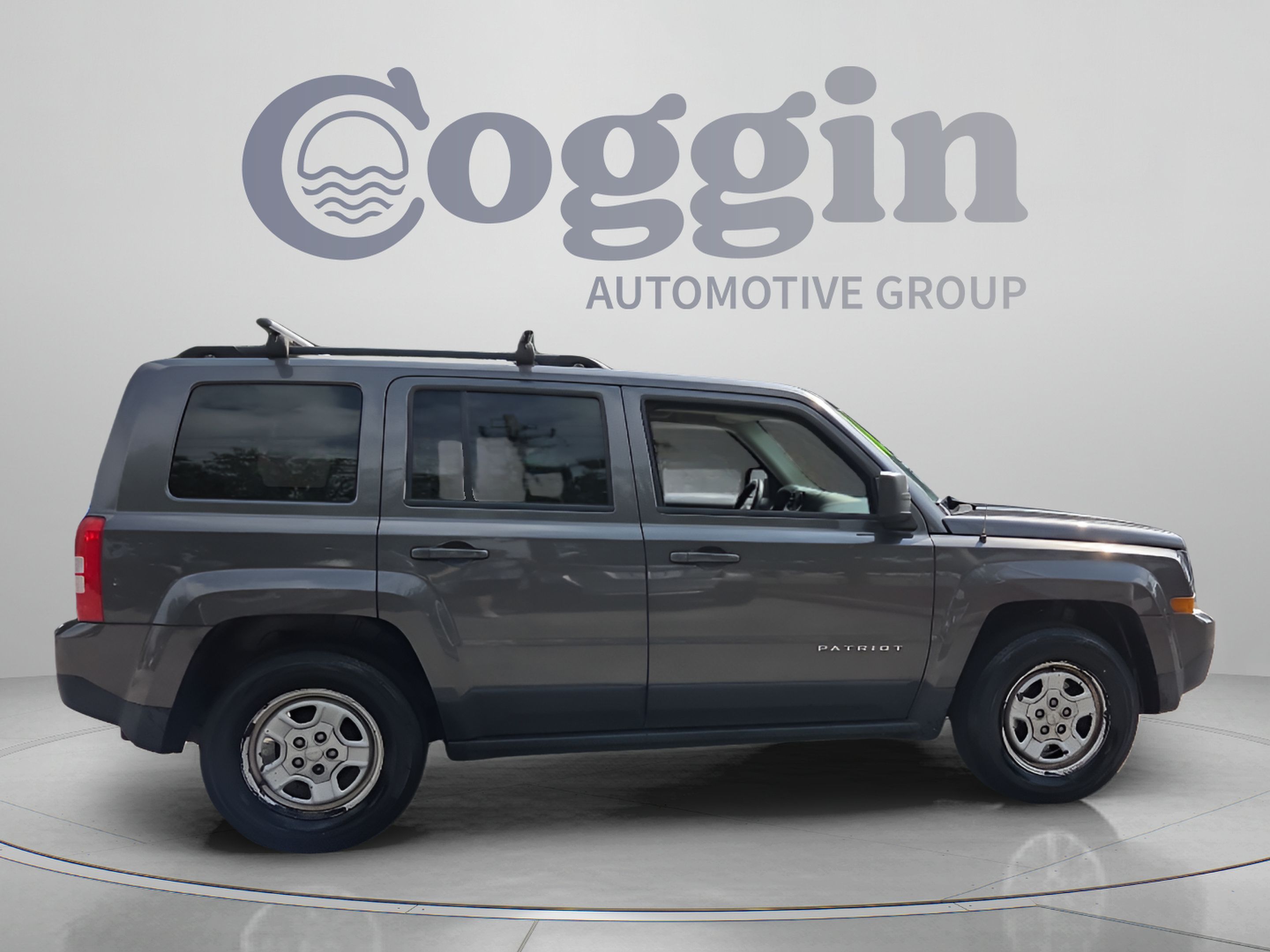 Used 2016 Jeep Patriot Sport w/ Power Value Group FWD image 6