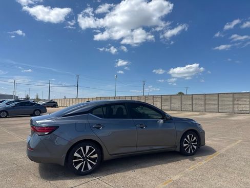 Used 2024 Nissan Sentra SV w/ SV Premium Package FWD image 20