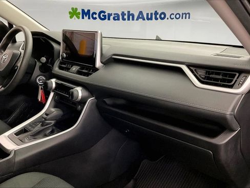 Used 2024 Toyota RAV4 LE AWD/4WD image 21