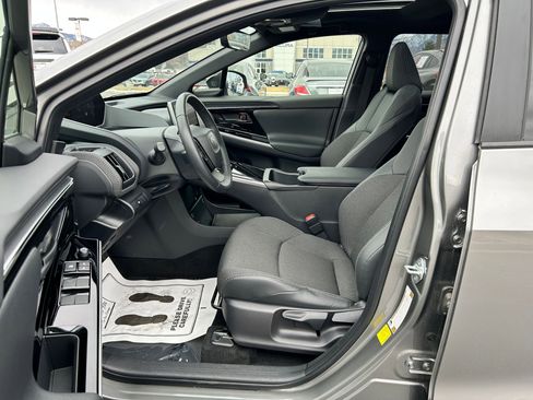 Used 2023 Toyota bZ4X XLE w/ Weather Package image 11