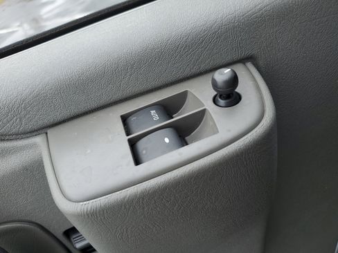 New 2025 GMC Savana 2500 w/ Driver Convenience Package image 18