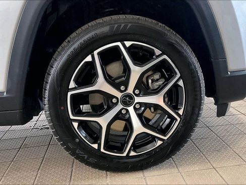 Used 2025 Jeep Compass Limited AWD/4WD image 35