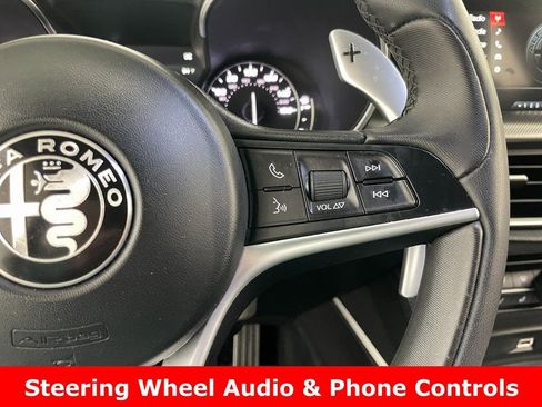 Used 2018 Alfa Romeo Stelvio Ti Sport image 28