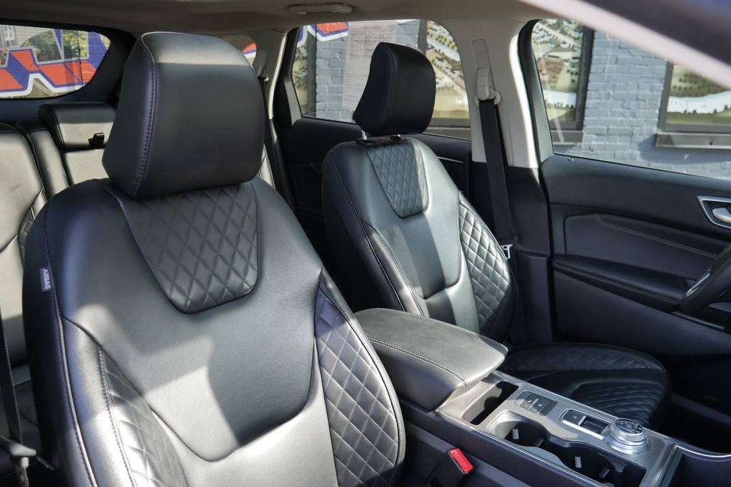 Used 2024 Ford Edge Titanium AWD/4WD image 8