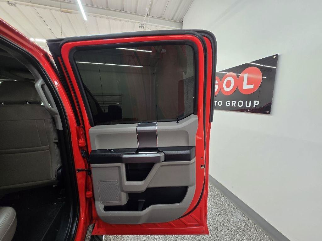 Used 2019 Ford F150 XLT w/ Equipment Group 302A Luxury AWD/4WD image 29