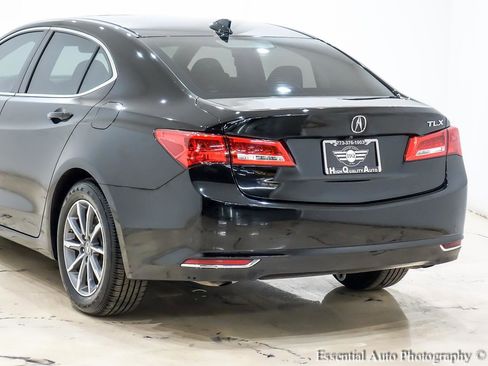 Used 2019 Acura TLX FWD image 9