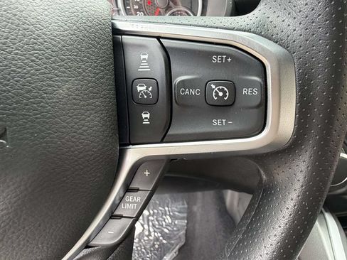 New 2026 RAM 1500 Express AWD/4WD image 22