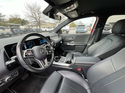 Used 2021 Mercedes-Benz GLA 250 4MATIC image 10