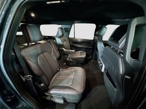 Used 2023 Ford Expedition Limited image 25