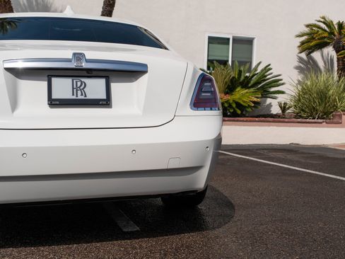 Certified 2022 Rolls-Royce Ghost w/ Ghost Package image 48