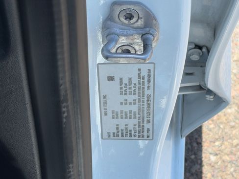 Used 2022 Tesla Model 3 Long Range AWD/4WD image 28