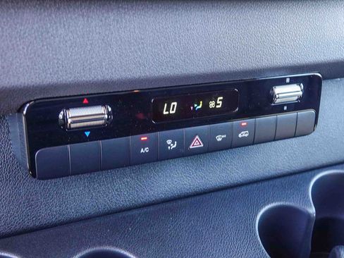 New 2025 Mercedes-Benz Sprinter 2500 image 21