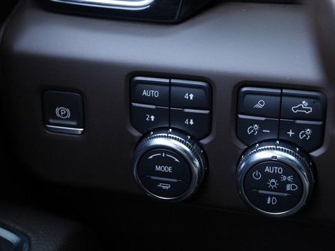 Used 2022 GMC Sierra 1500 Denali w/ Denali Reserve Package image 21