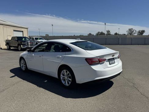 Used 2021 Chevrolet Malibu LT FWD image 7